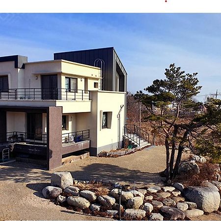 Gilson Guesthouse Сокчхо Екстер'єр фото