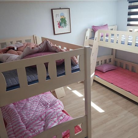 Gilson Guesthouse Сокчхо Екстер'єр фото