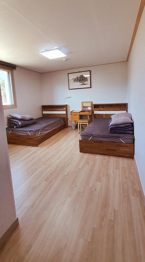 Gilson Guesthouse Сокчхо Екстер'єр фото