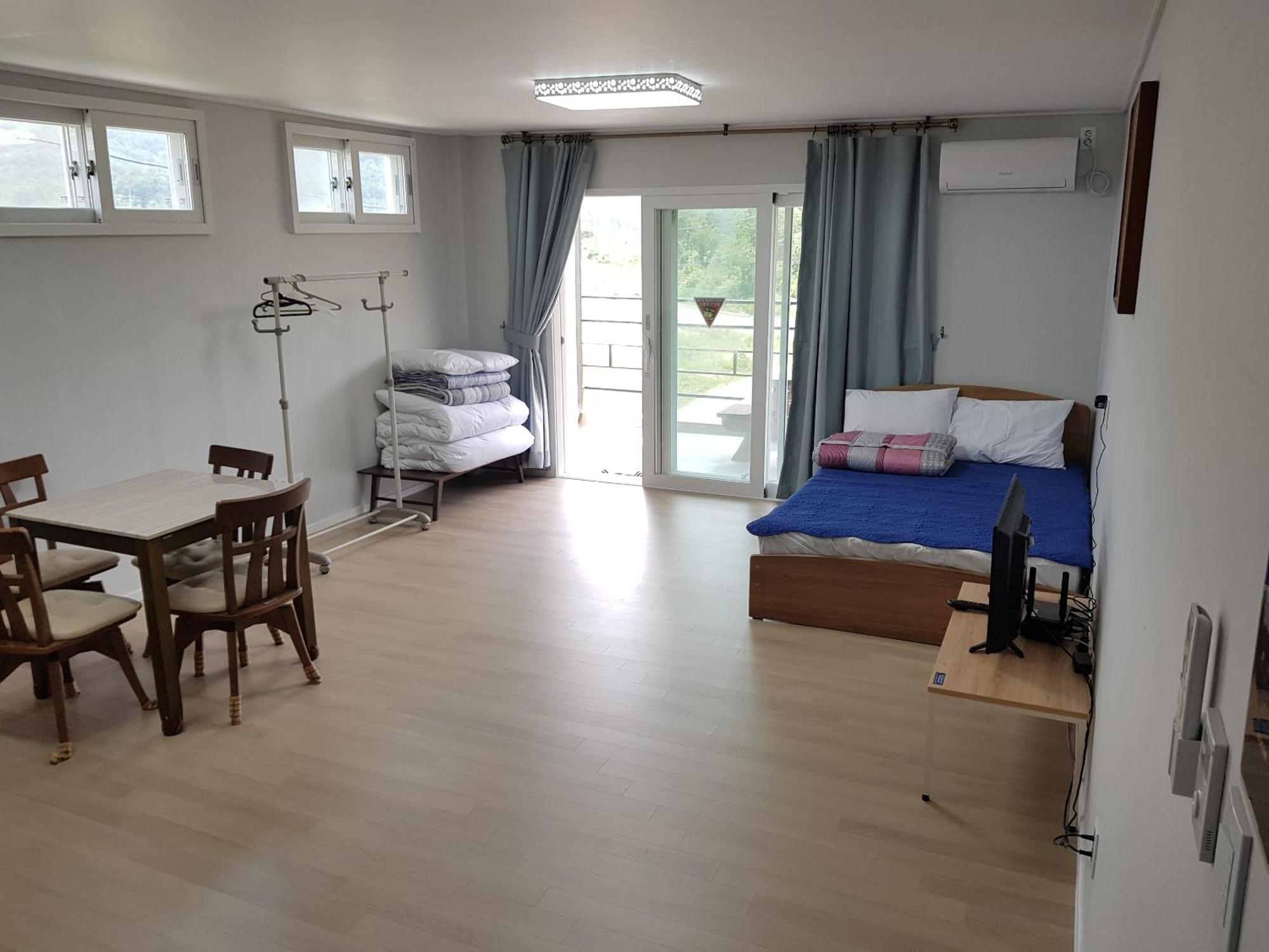 Gilson Guesthouse Сокчхо Екстер'єр фото