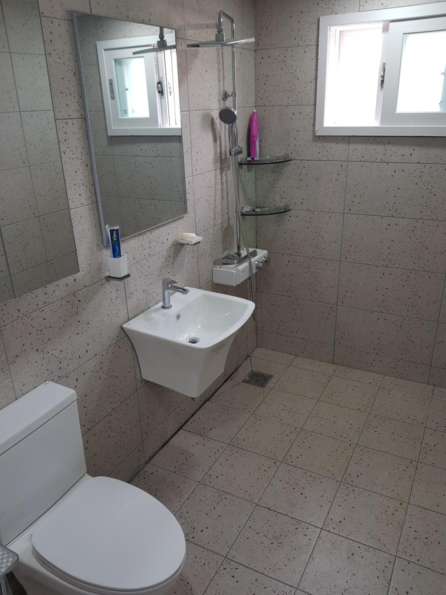 Gilson Guesthouse Сокчхо Екстер'єр фото